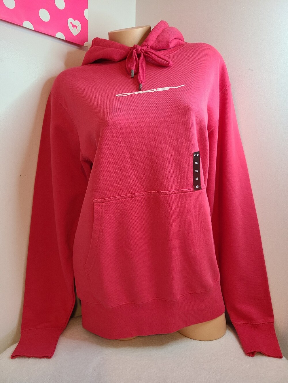 NWT Oakley Mens Custom Fit Pink Pullover Hoodie Size XS Dave Johnson